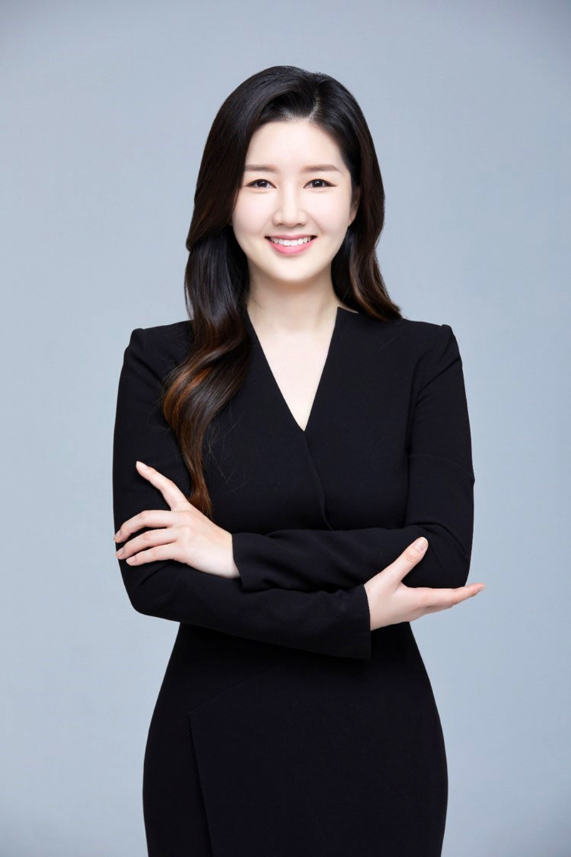 이경주 프로필1 복사.jpg
