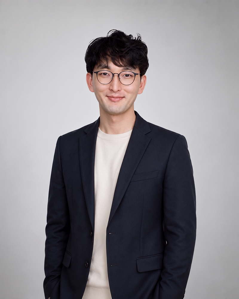 02_신금동_프로필_정장.png