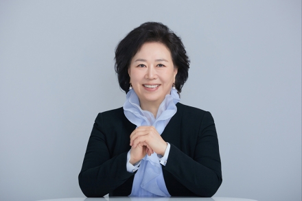 강동대학교 ESG창업경영학과 박서진 교수 성인 학습자의 인생 2막을 열다, ESG 시대의 가치 경영을 가르치는 평생 교육의 선구자