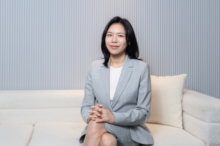 (주)허니비즈HRD 김현정 대표이사 “돈 쓰는 언어를, 돈 버는 언어로”…뇌과학으로 설계하는 기업 영어교육